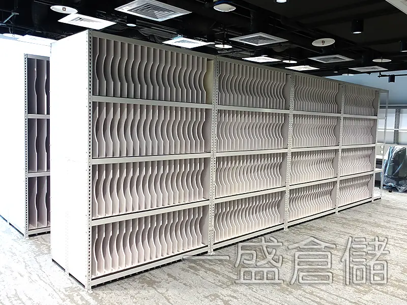 免螺絲角鋼架 300型 / 600型 300型 / 600型