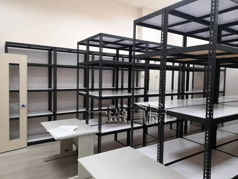 免螺絲角鋼架 300型 / 600型 300型 / 600型