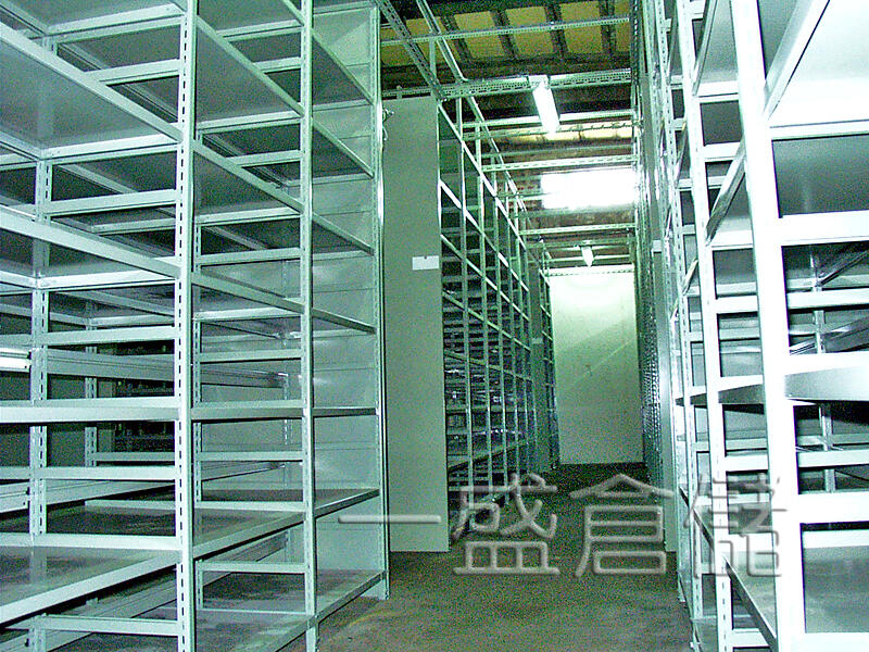 輕量型物料架